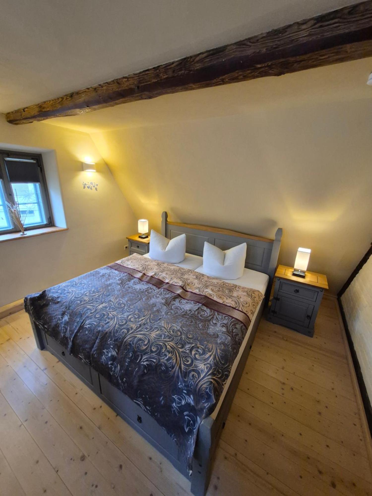 Aussergewoehnliches, Historisches, Spaetgotisches Wohnhaus Von 1519, Gries 5 Gera Extérieur photo